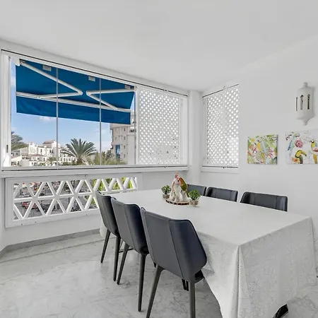 Modern And Large Apartment In The Heart Of Puerto Banus Marbella Exterior photo